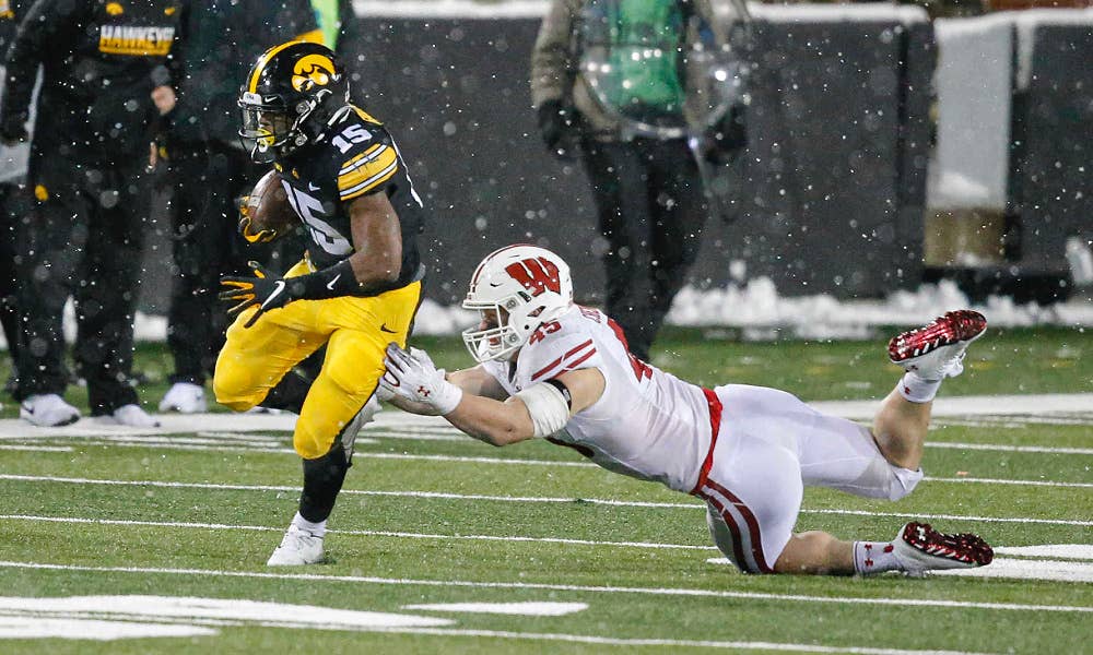Iowa vs Wisconsin Prediction, Game Preview - College Football News
