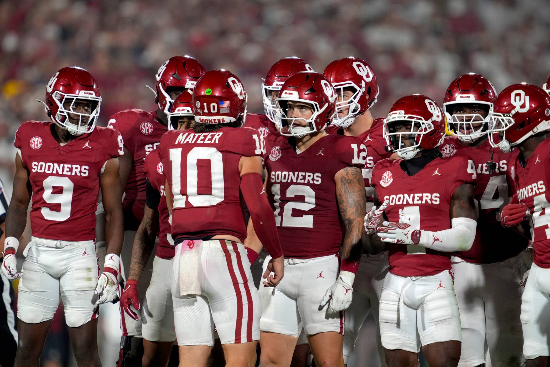 Oklahoma vs Texas Prediction: Red River Rivalry Reveal For Both Teams -  College Football News