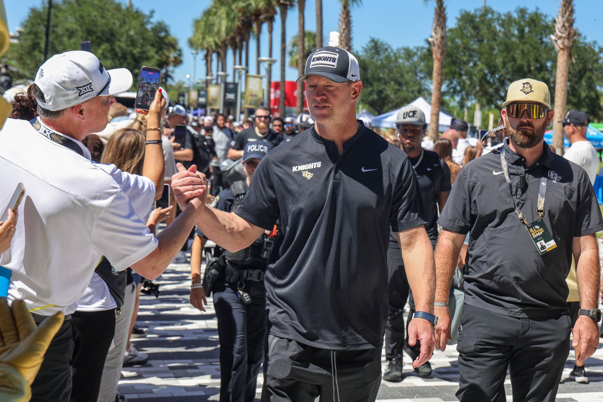UCF vs Houston Prediction: Can Scott Frost's Knights Be Big 12 Players ...