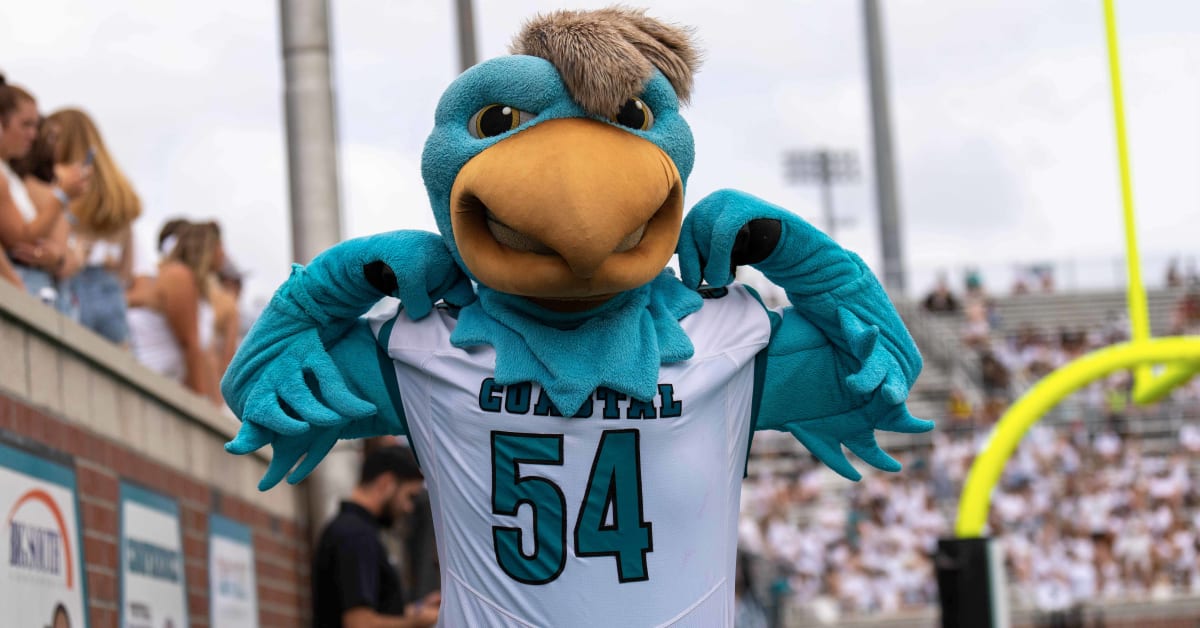 Coastal Carolina Vs. UTSA: Myrtle Beach Bowl Expert Predictions ...