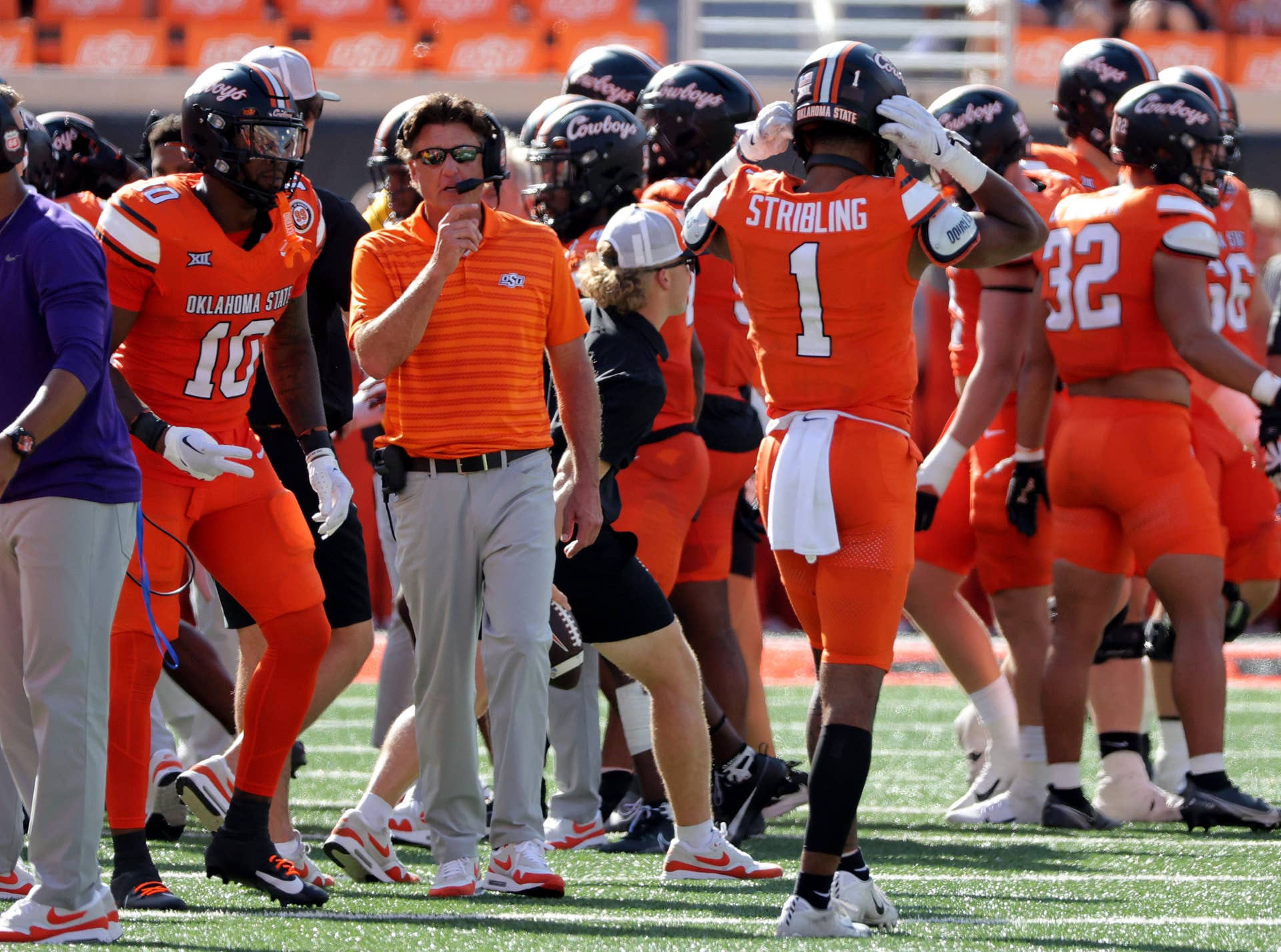 West Virginia vs Oklahoma State Prediction, Game Preview, and Betting ...
