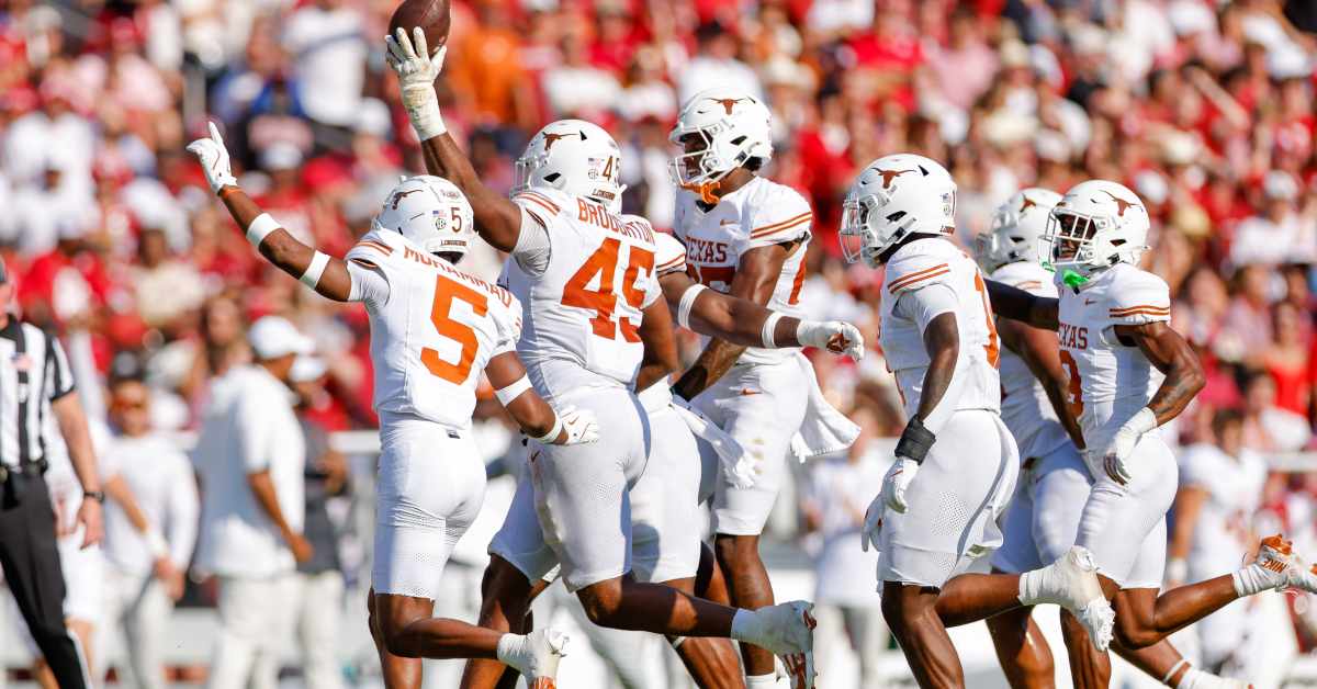 vs Texas Prediction, Game Preview, and Betting Lines College