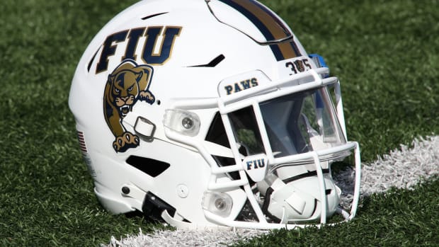 MTSU Blue Raiders vs FIU Panthers Prediction, 11/26/2022 College Football  Picks, Best Bets & Odds