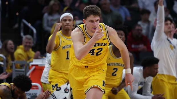 MICHIGAN VS UC SAN DIEGO PREDICTION ODDS PREVIEW TONIGHT BEST visual data 2