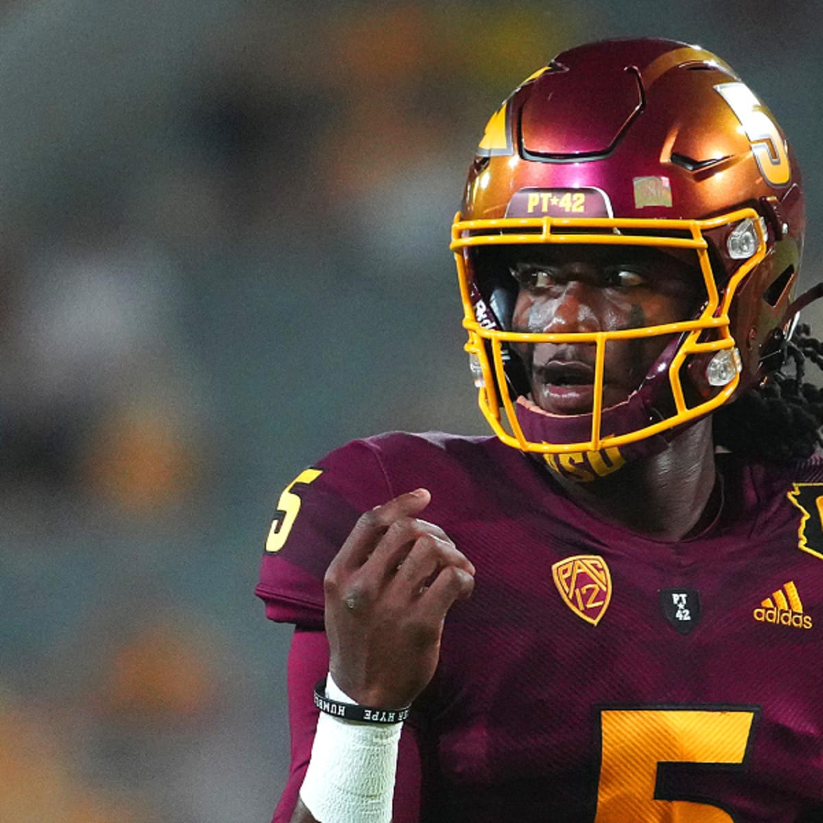 Colorado vs. ASU football picks, predictions, odds for Pac-12 game