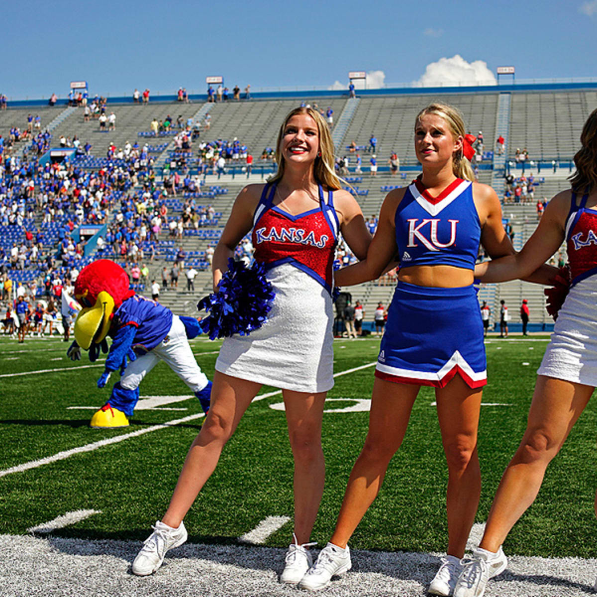 College Football Betting Picks: Against The Spread for Week 8 (10/19-21/22)