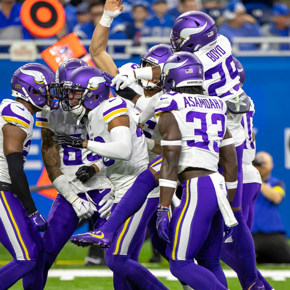 NFL Week 15 Odds & Lines: Indianapolis Colts Vs. Minnesota Vikings