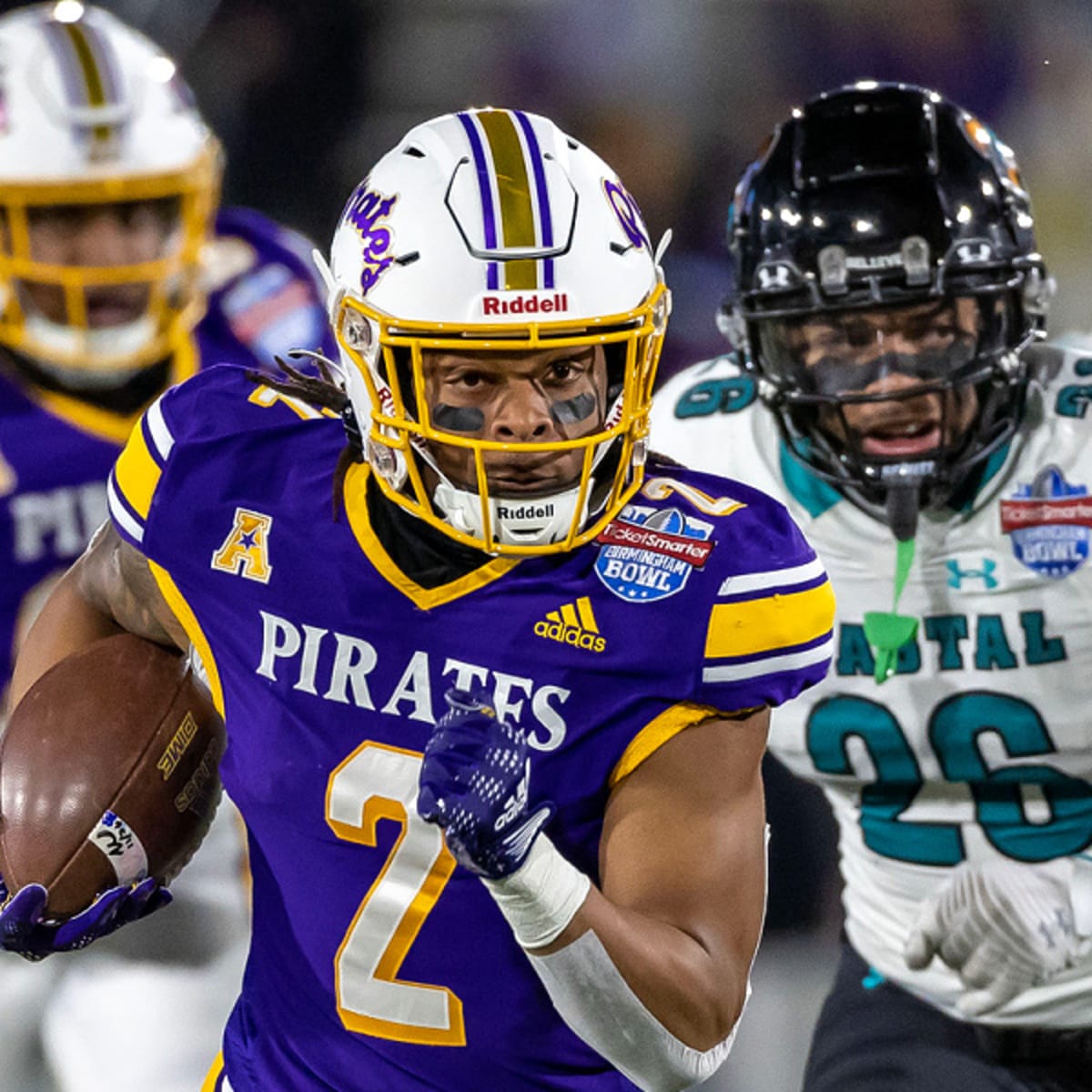 Why Grayson McCall is transferring from Coastal Carolina after playing in  Birmingham Bowl