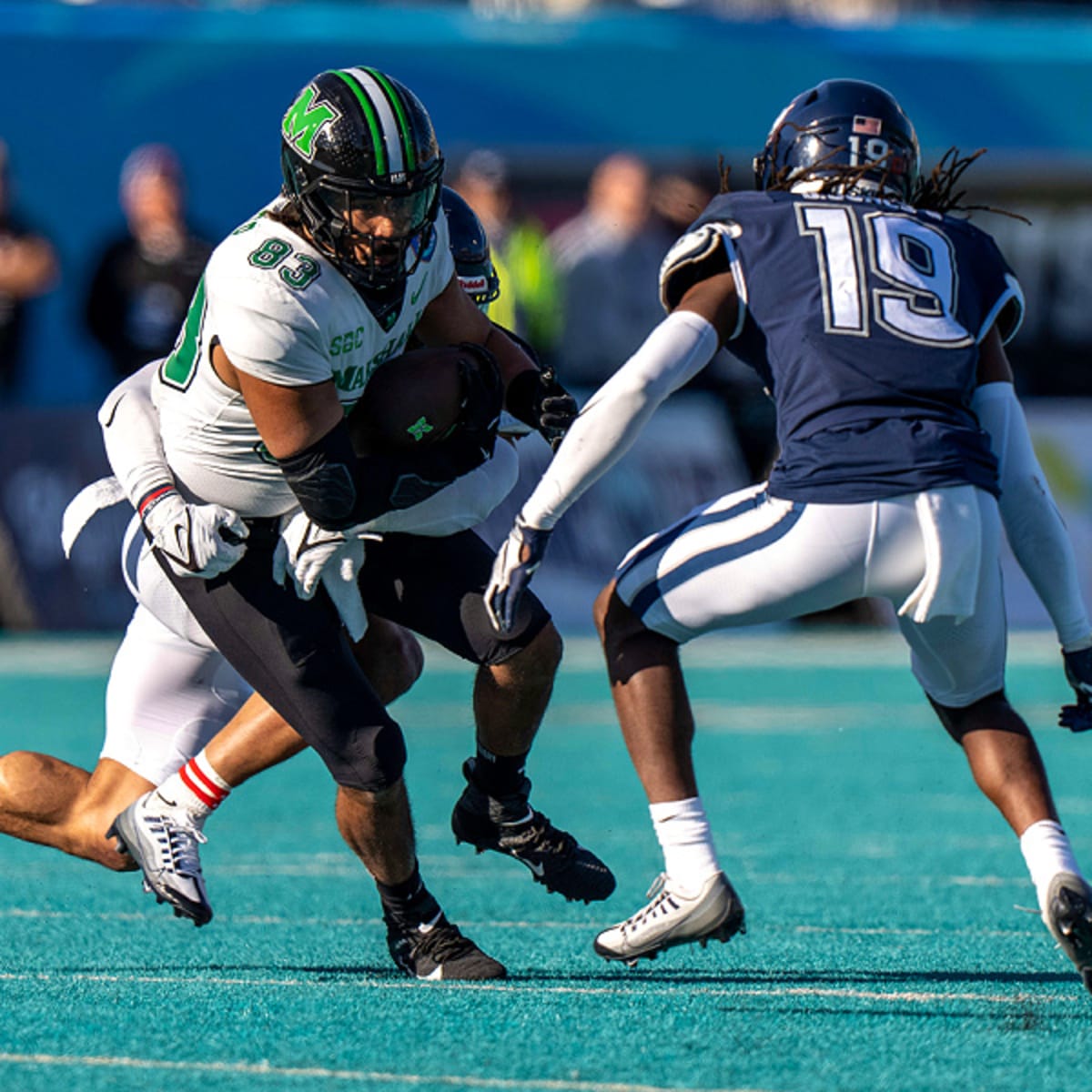 Myrtle Beach Bowl 2022: Marshall vs UConn Kickoff Time, TV Channel,  Betting, Prediction & More