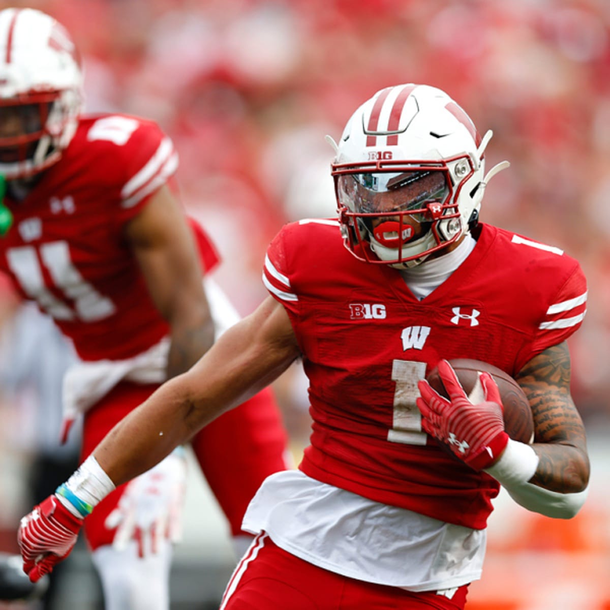 Wisconsin vs. Oklahoma State Odds, Picks, Predictions College