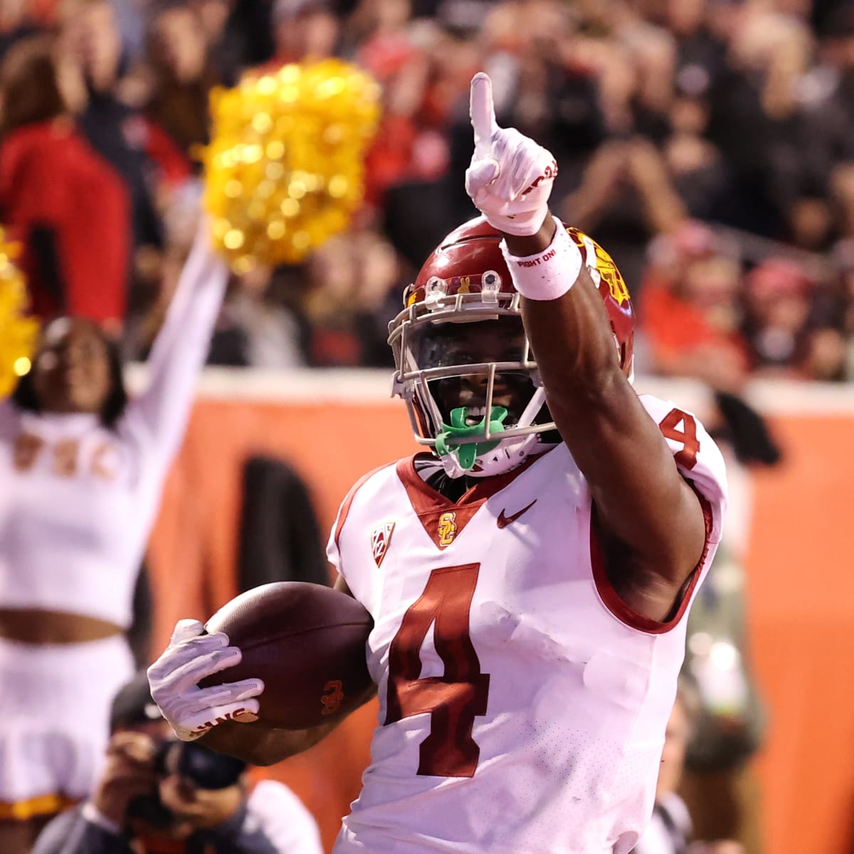 USC Trojans - A playmaker is headed to The Desert