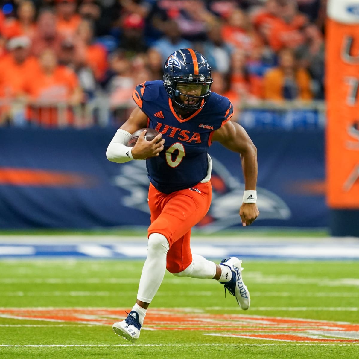 2023 Preseason All-AAC Team: UTSA QB Frank Harris, Rice WR Luke