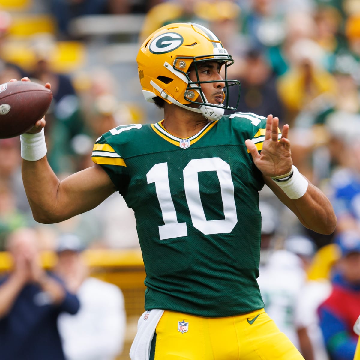 Green Bay at Chicago NFL Expert Picks Predictions Odds Lines Week 1 -  College Football News