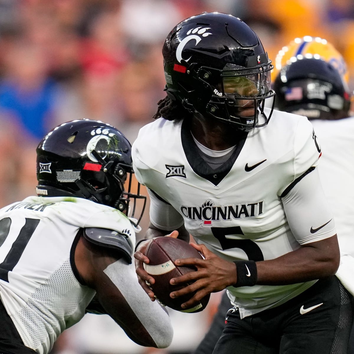 Cincinnati vs Arkansas Prediction: Against the Spread Best Bet, Week 1