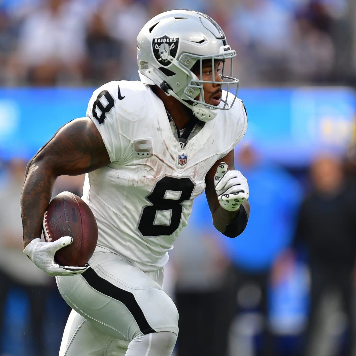 Expert Game Picks: Oakland Raiders vs. Los Angeles Rams