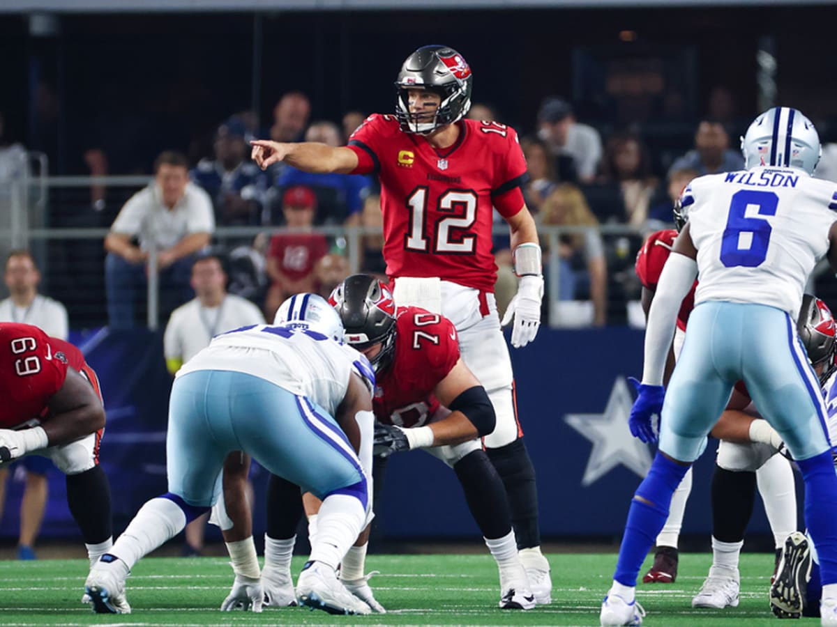 Dallas Cowboys vs Tampa Bay Buccaneers NFL Playoffs Wild Card Prediction  Game Preview - College Football News