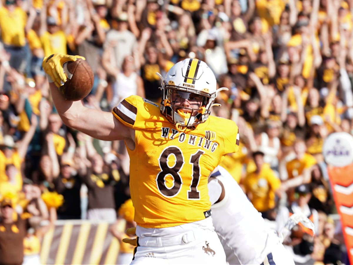 Top-10 players on the Wyoming football roster? Let's crosscheck