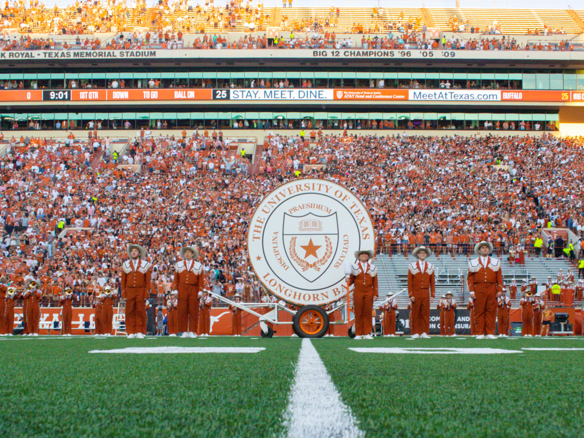 Expert score predictions for No. 11 Texas vs. Rice in Week 1