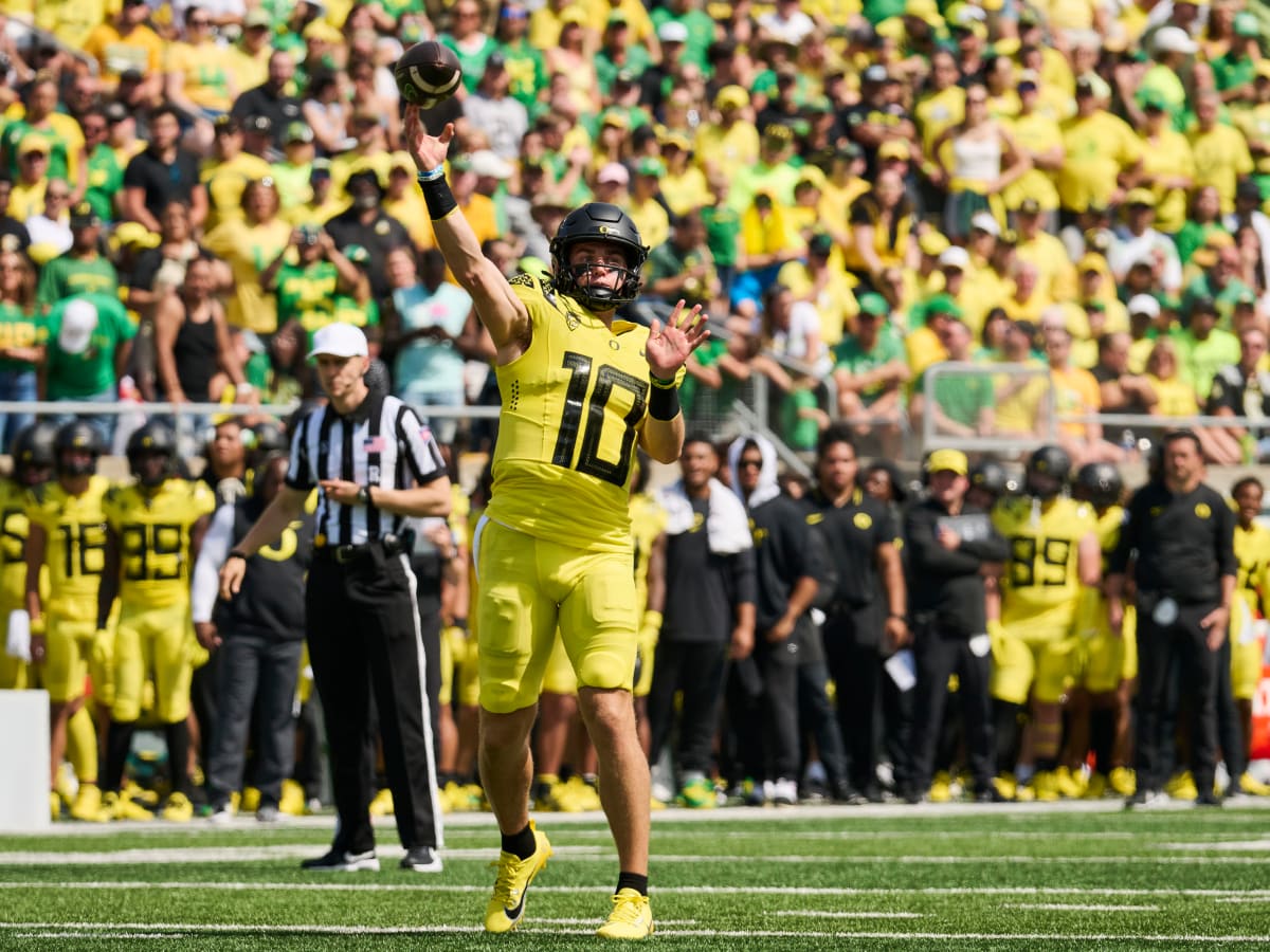 College football scores, results: Oregon, Texas take care of