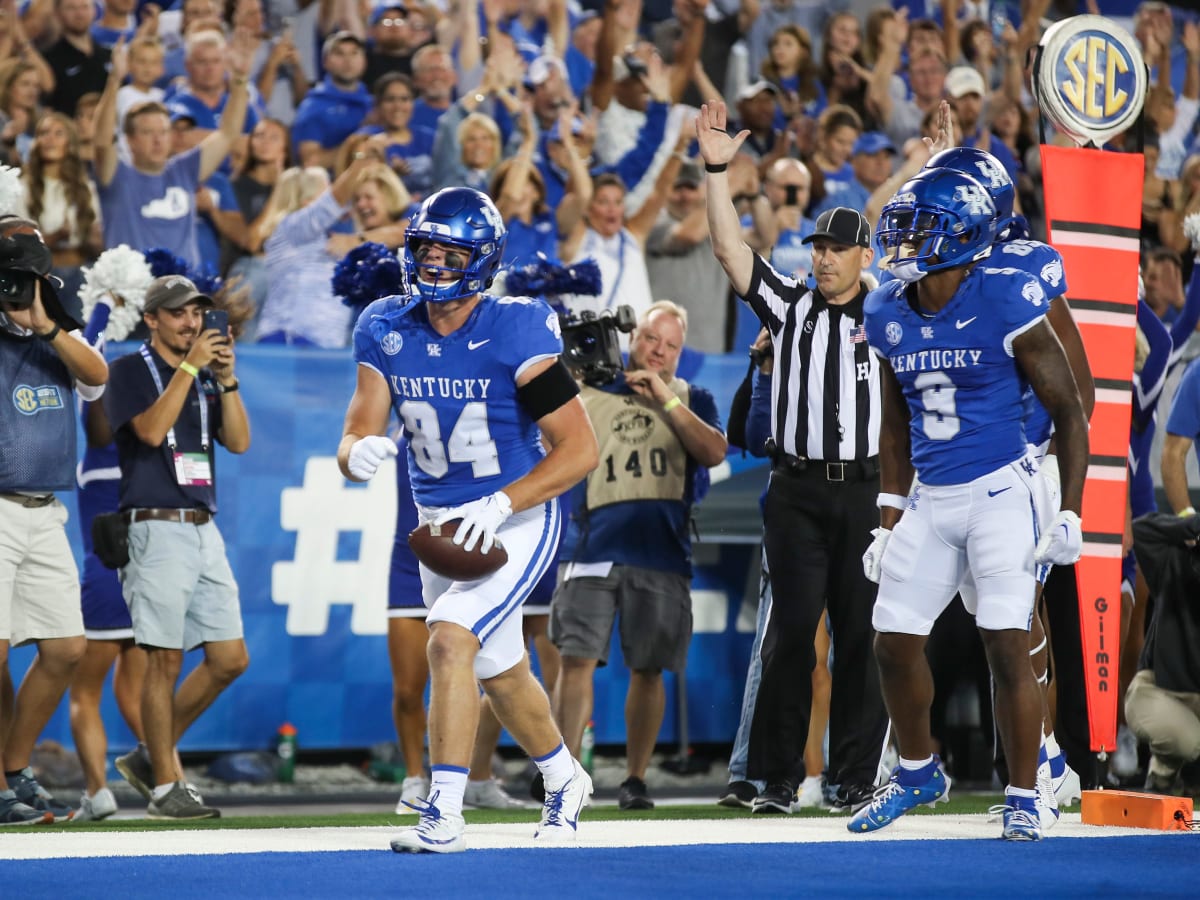 Vanderbilt vs. Kentucky Predictions & Picks – September 23