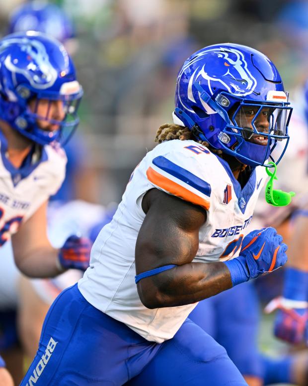 Sep 7, 2024; Eugene, Oregon, USA; Boise State Broncos running back Ashton Jeanty (2) warms up before a game against the Oregon Ducks at Autzen Stadium. Mandatory Credit: Troy Wayrynen-Imagn Images