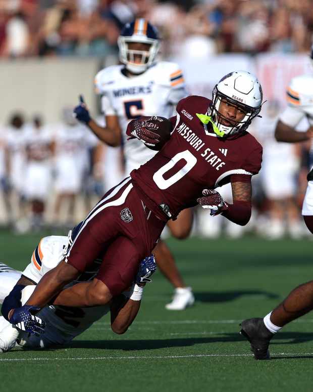 Missouri State wide receiver Jmariyae Robinson (0) carries the ball during the homecoming football game against UTEP on Saturday, Nov. 15, 2025.