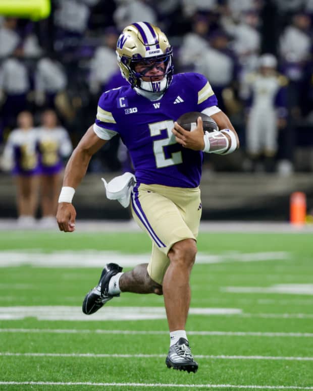 FIU FOOTBALL SCHEDULE visual data 4