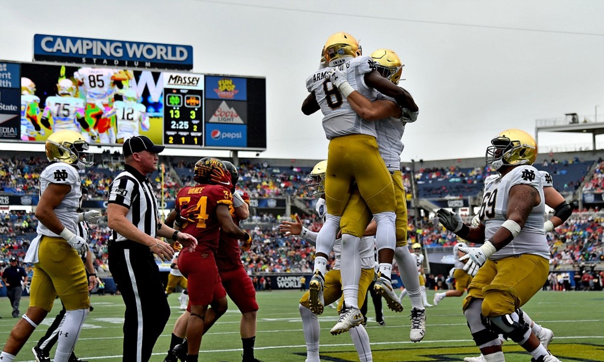 Notre Dame 33 Iowa State 9 5 Thoughts On The Camping World Bowl