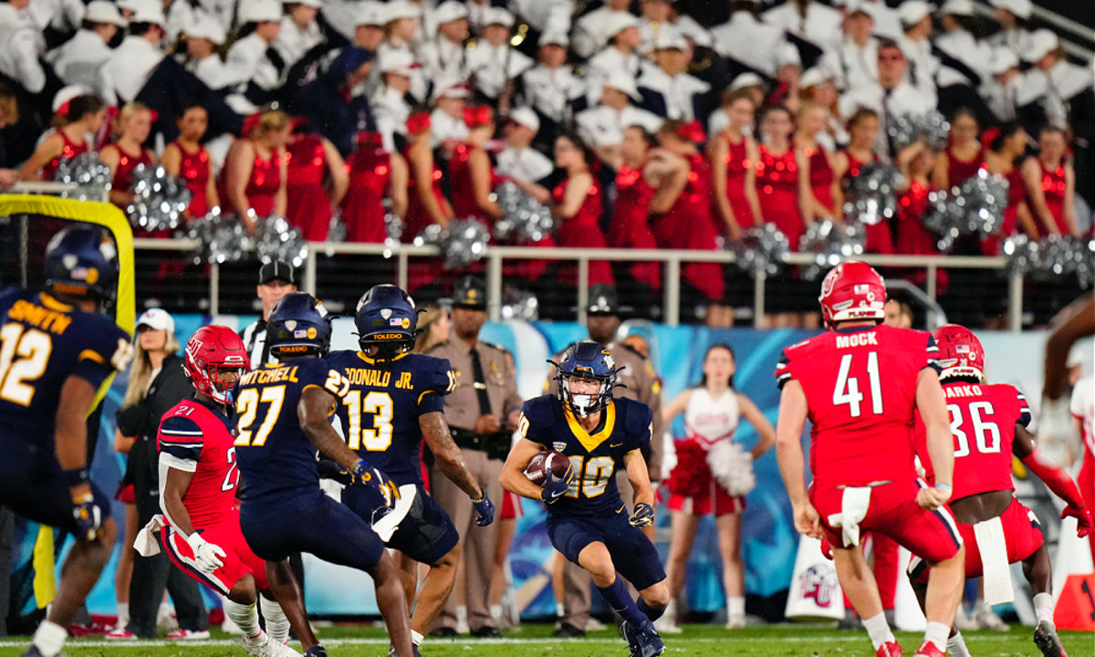 Toledo 21 Liberty 19 Boca Raton Bowl What Happened What It All Means