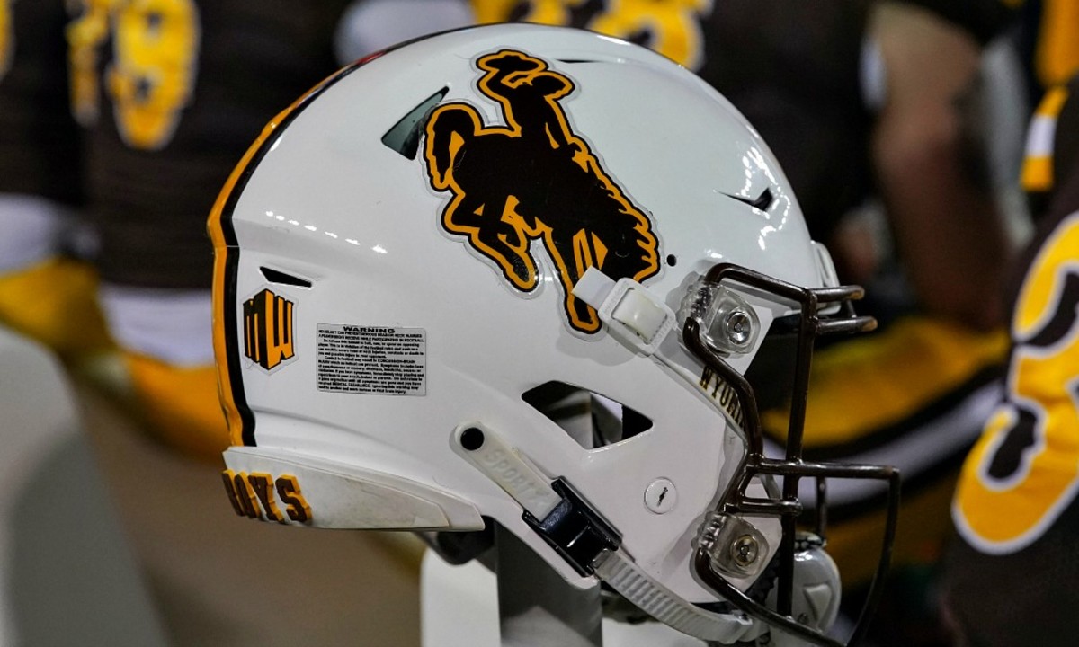 Wyoming Football Schedule 2020 Prediction, Breakdown, Analysis ...