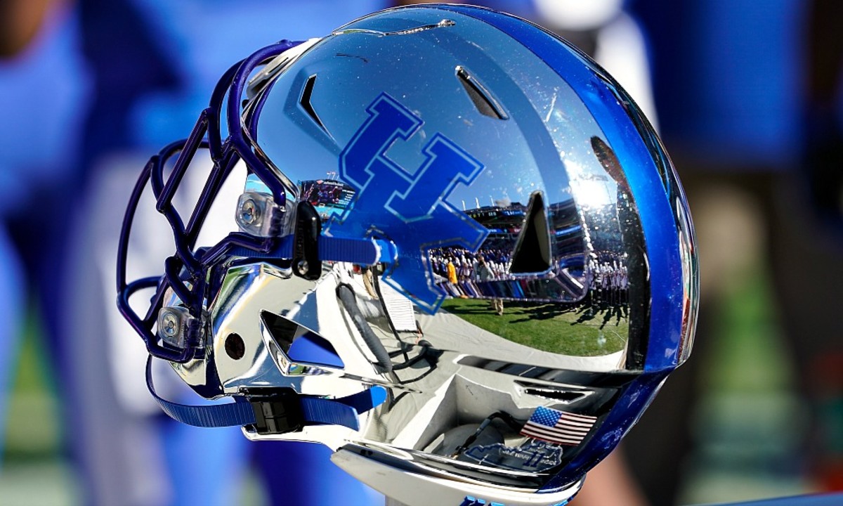 2021 Kentucky Football Schedule Analysis, Best and Worst Case