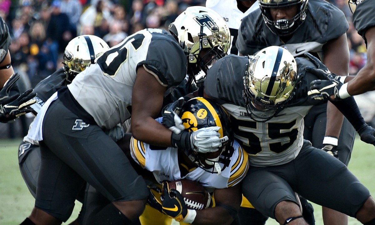 Iowa vs Purdue Prediction, Game Preview College Football News