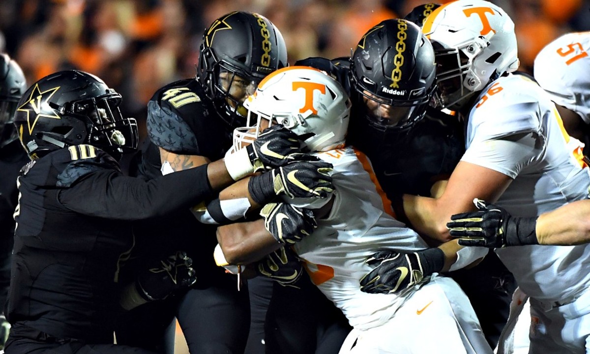 Tennessee vs. Vanderbilt Fearless Prediction, Game Preview College