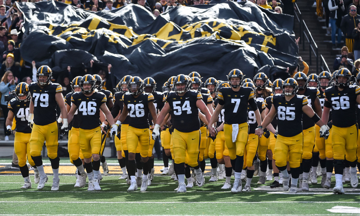 Big Ten Championship: Michigan Vs Iowa Prediction, Game Preview ...