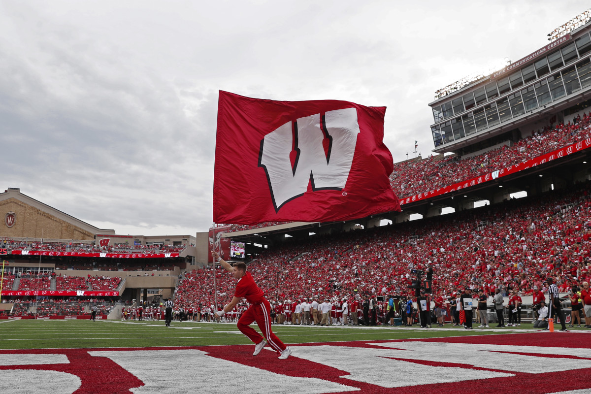 Wisconsin Badgers College Football Preview 2023: Keys To The Season ...