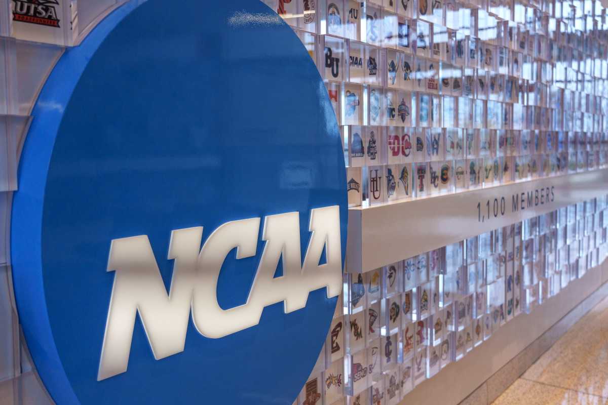 NCAA Discussing Major Change To College Football Transfer Portal