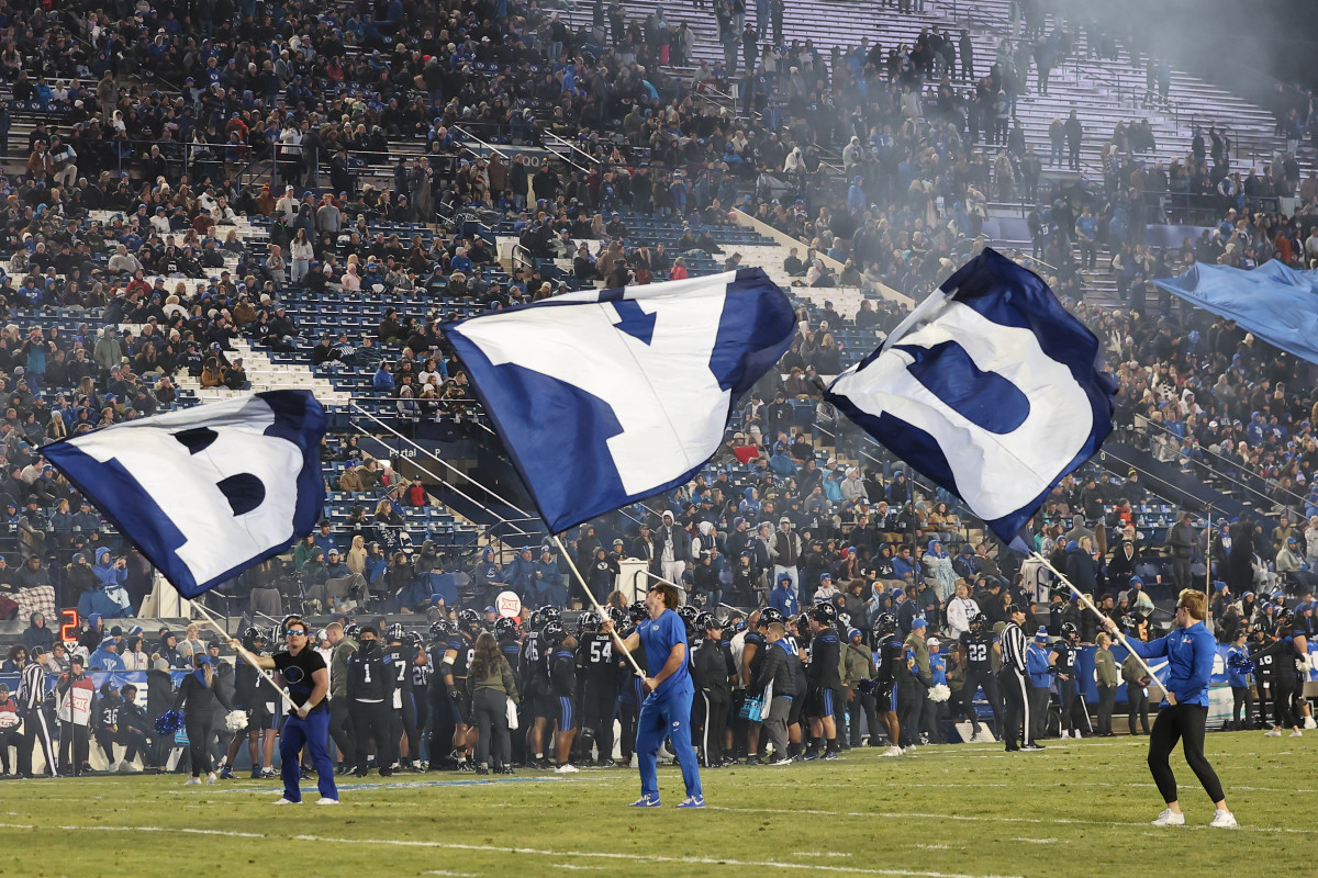 BYU vs SMU Prediction, Game Preview, and Betting Lines - College ...