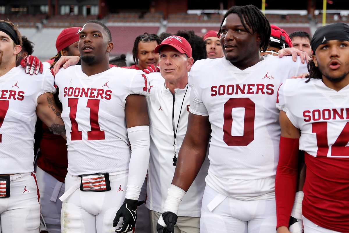 Oklahoma Sooners College Football Preview 2024: Key Players, Game Schedule,  Season Predictions - College Football News | College Football Predictions,  Analysis and Updates
