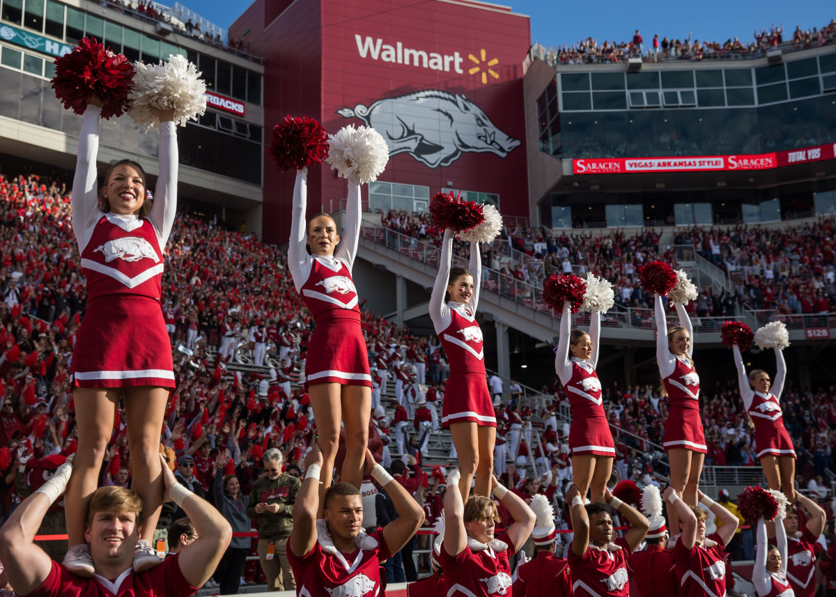 Arkansas vs UAB Prediction, Game Preview, and Betting Lines College