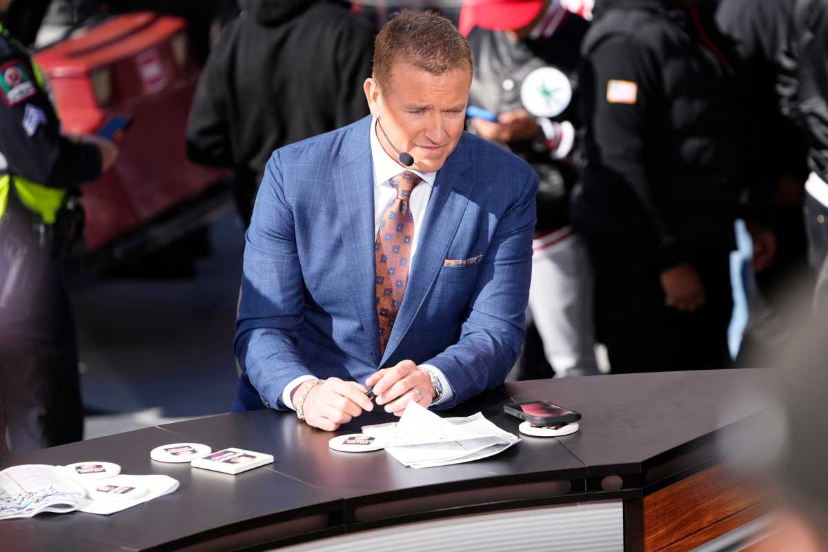 Kirk Herbstreit Receives Harsh Reception During College Gameday