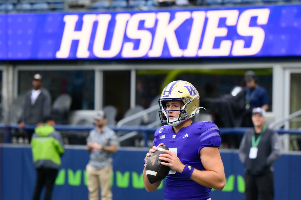 Washington vs Northwestern Prediction, Game Preview, and Betting Lines