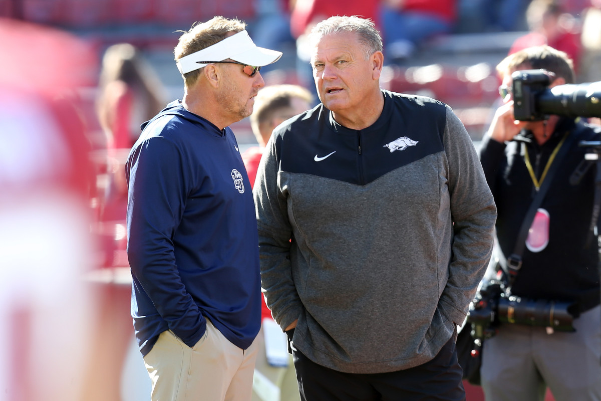 Arkansas vs Auburn Prediction, Game Preview, and Betting Lines