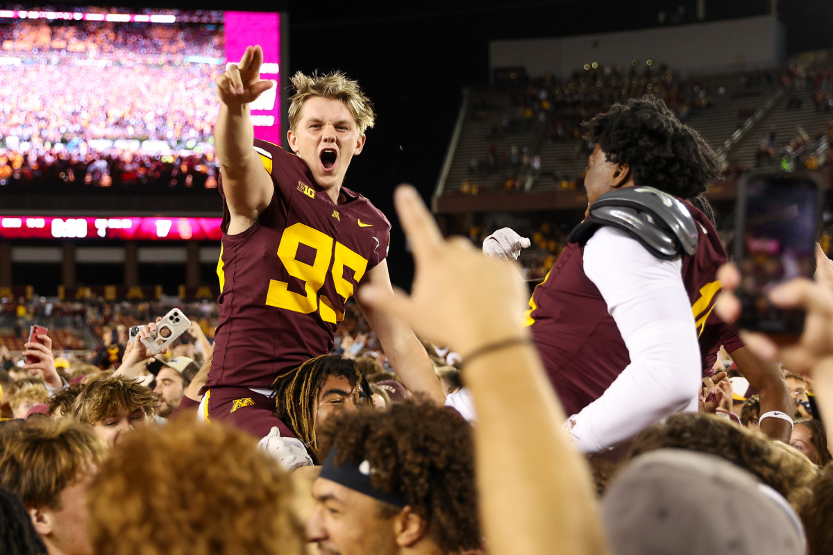 Minnesota vs UCLA Prediction, Game Preview, and Betting Lines College