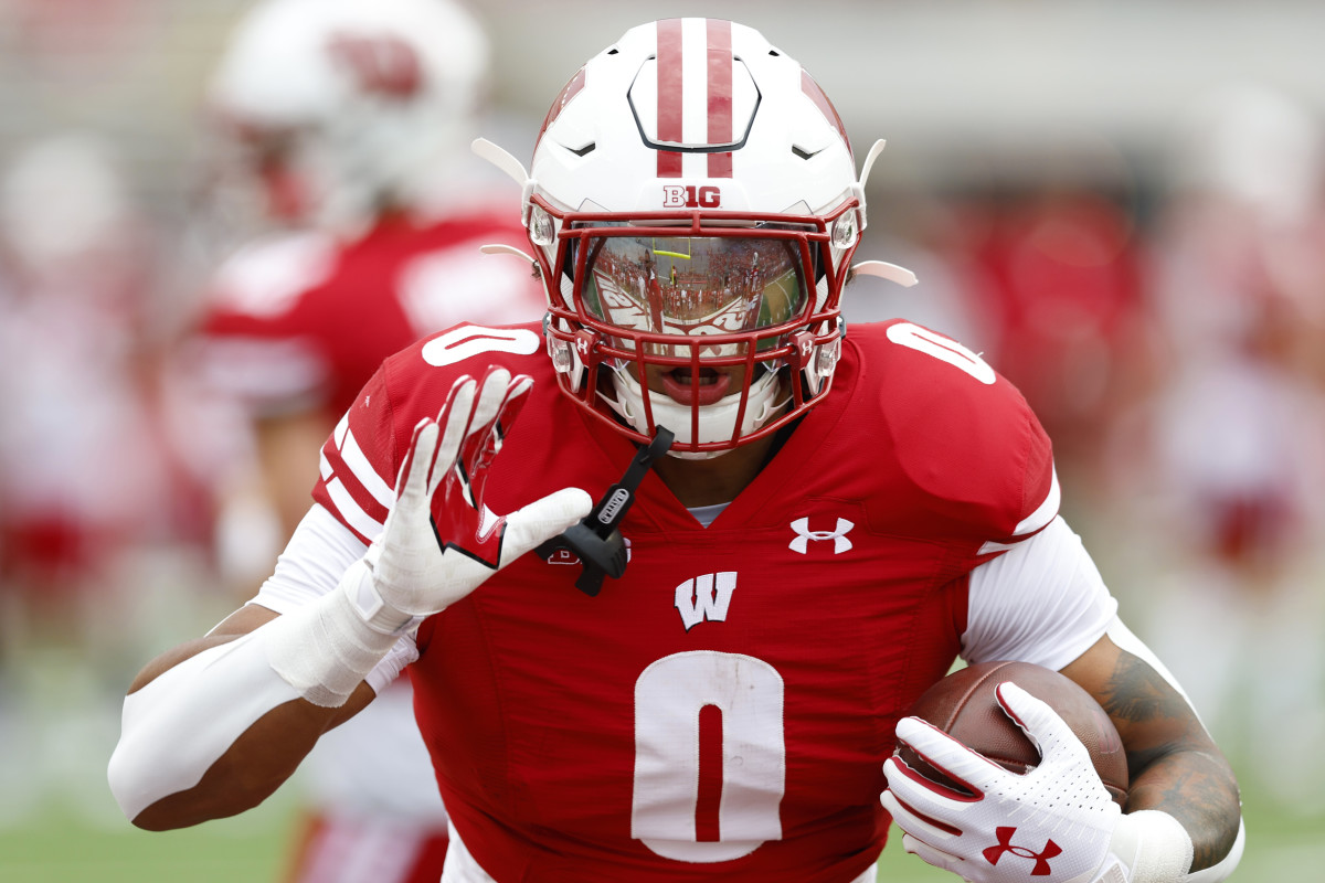 Wisconsin vs Buffalo: 10 Best Predictions Against The Spread Week 1 -  College Football News