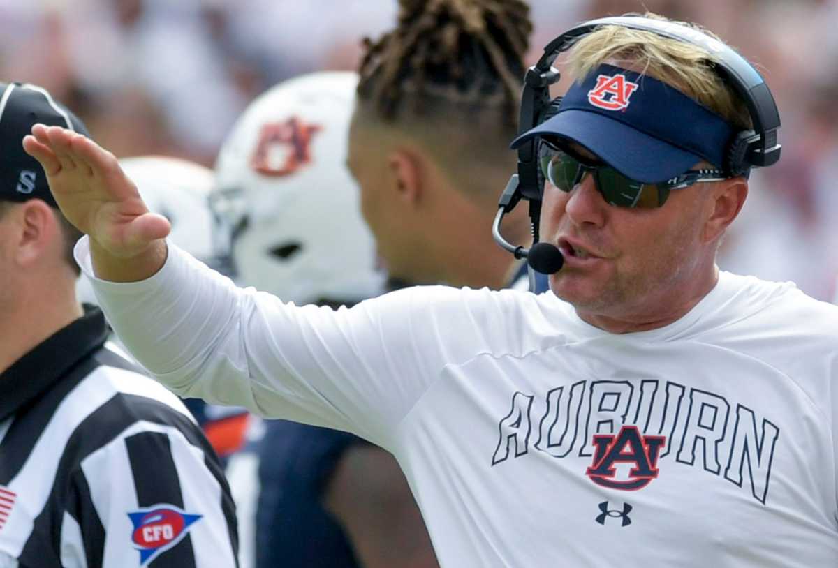 Auburn vs UMass Experts Picks, Predictions, Week 1 - College