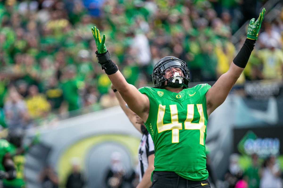 Best Oregon Ducks gear for 2023 football season