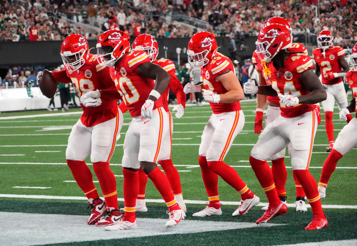 KC Chiefs at NY Jets predictions from national NFL experts