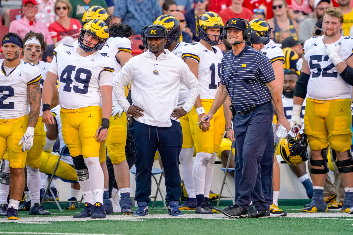 Michigan vs Minnesota Experts Picks, Predictions, Week 6 - College Football  News