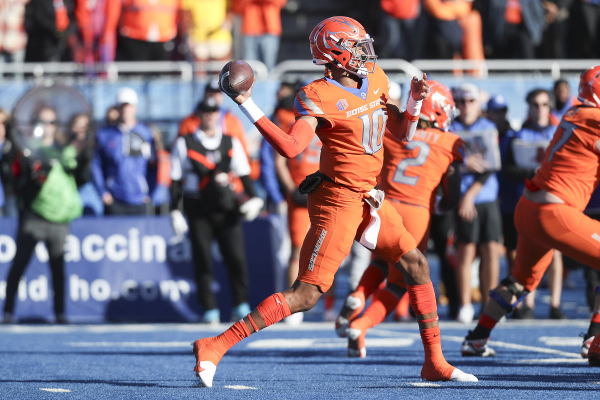 Boise State vs Fresno State Experts Picks, Predictions, Week 10 - College  Football News | College Football Predictions, Analysis and Updates